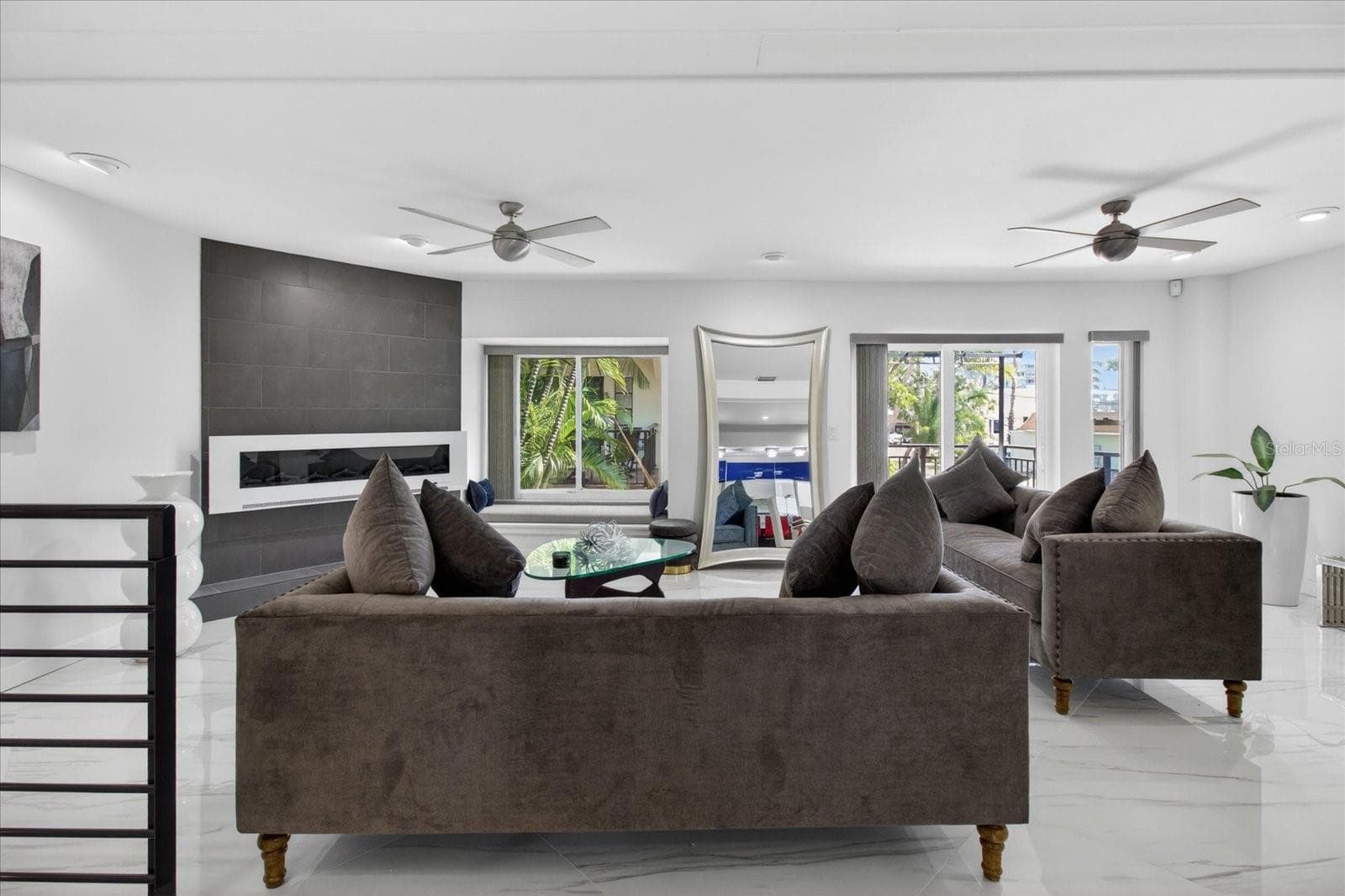Living Room - 240 WINDWARD PSGE #1004, CLEARWATER BEACH
