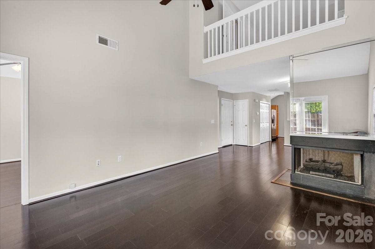 Townhouse at Charlotte, photo 6 of 34