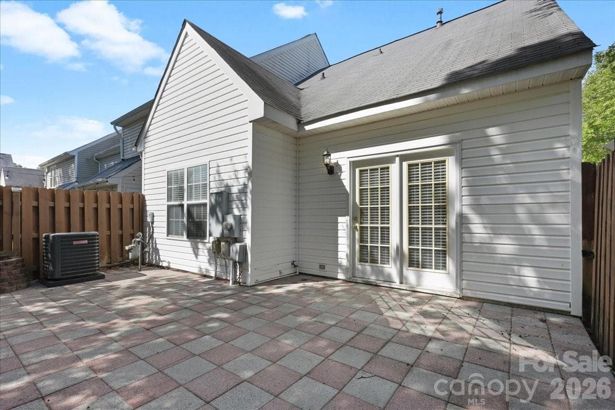 Townhouse at Charlotte, photo 26 of 34