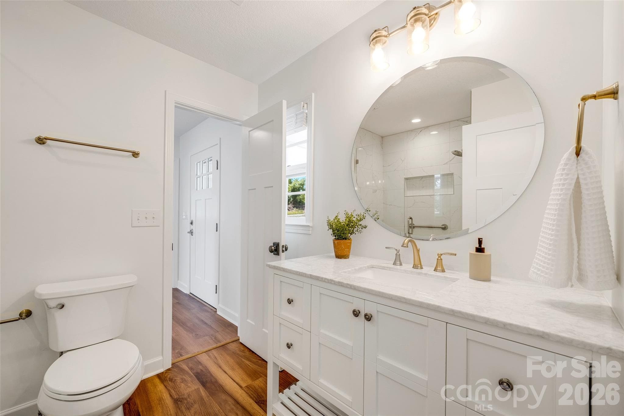 Updated full bathroom number one - 69 Milburn Lane, Hendersonville