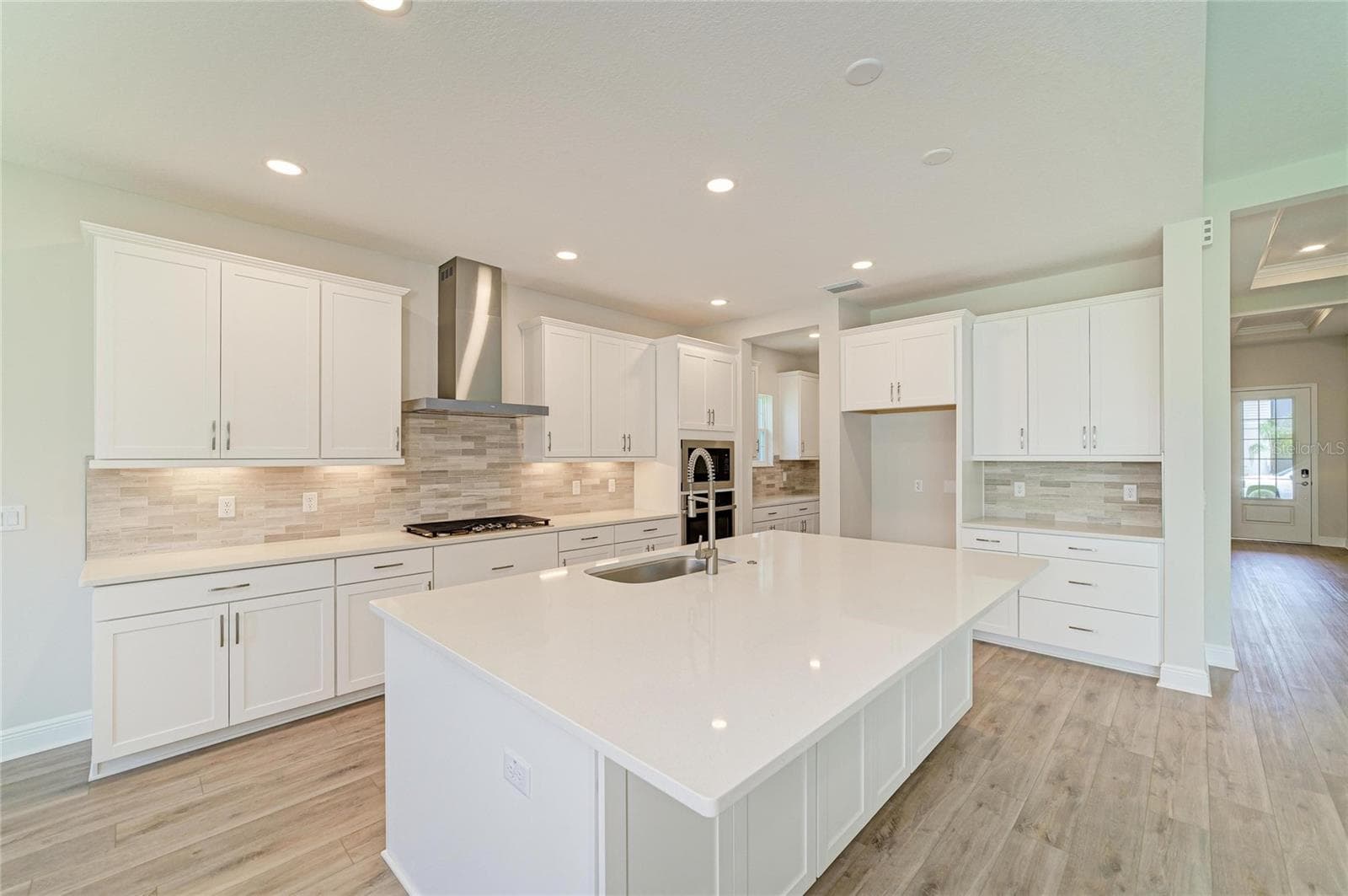 Single Family Residence at 33496 TWILIGHT SEA PL, DADE CITY, photo 13 of 37