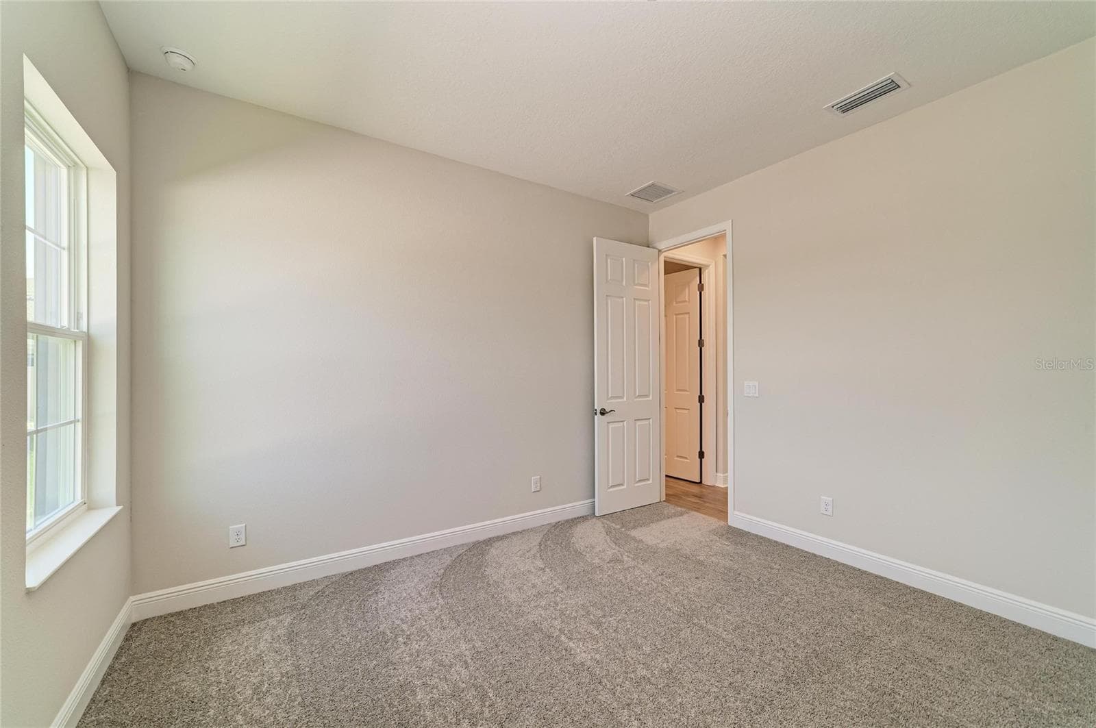 Single Family Residence at 33496 TWILIGHT SEA PL, DADE CITY, photo 26 of 37