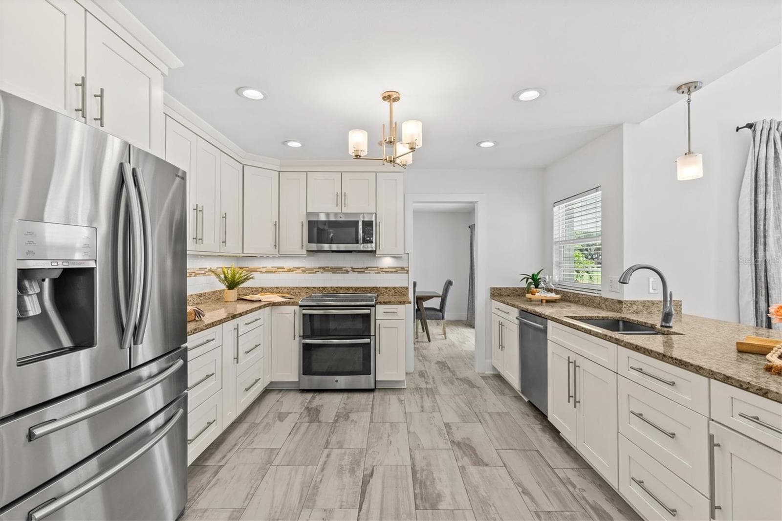 Single Family Residence at 13915 WHISPERWOOD DR, CLEARWATER, photo 9 of 67