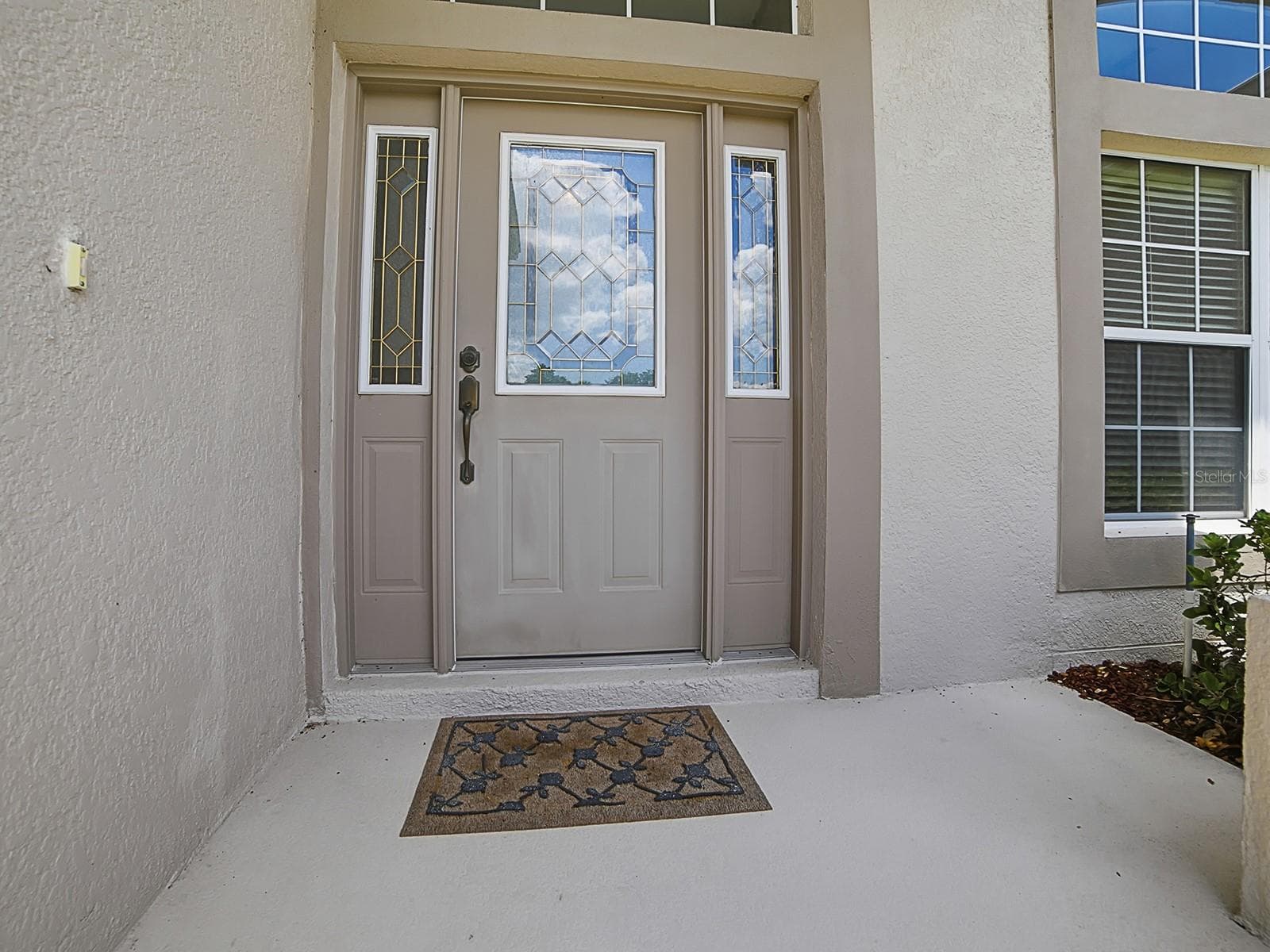 Single Family Residence at 5106 CHANTICLEER DR, LEESBURG, photo 3 of 59
