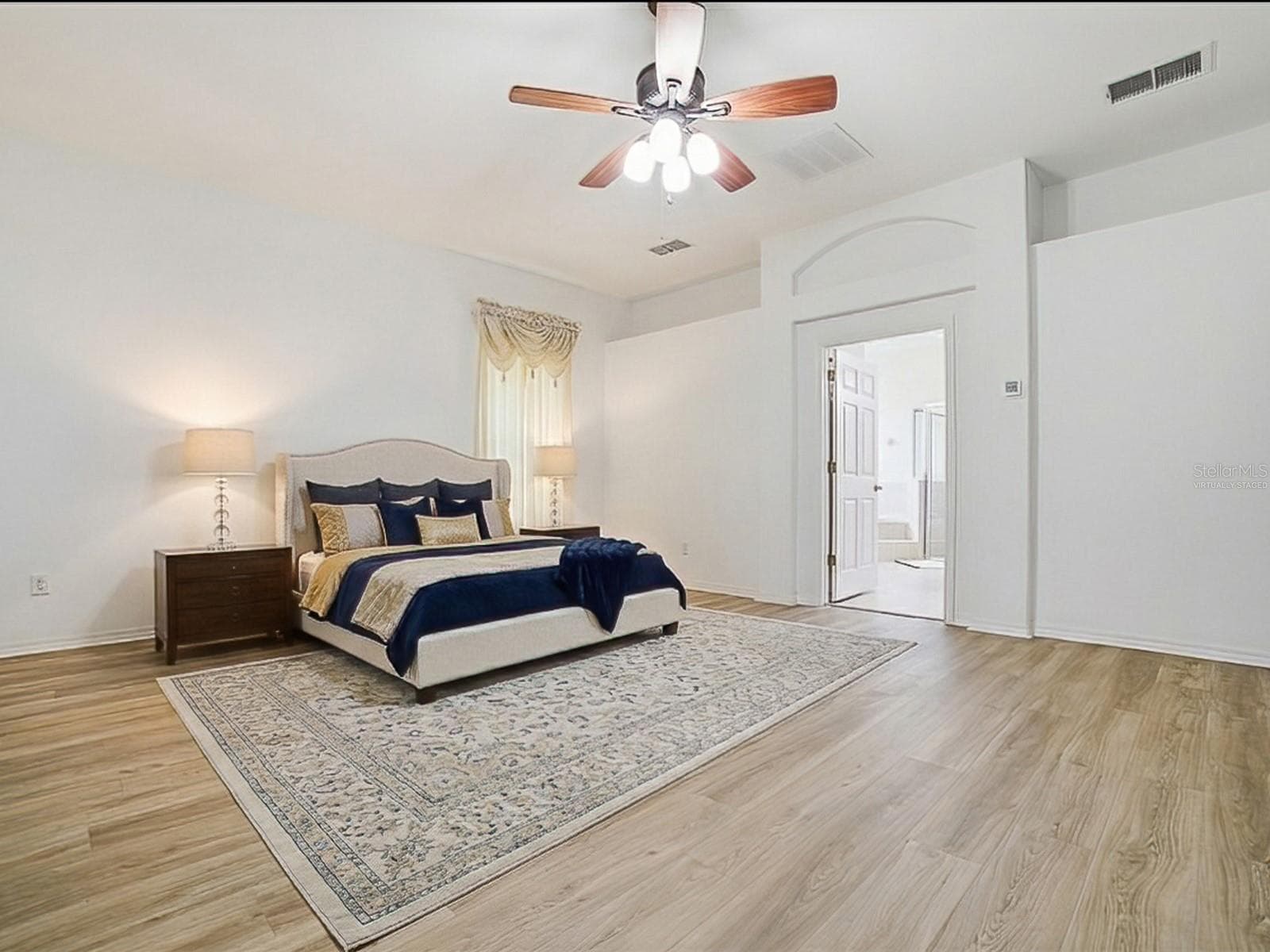 Virtually Staged - 5106 CHANTICLEER DR, LEESBURG