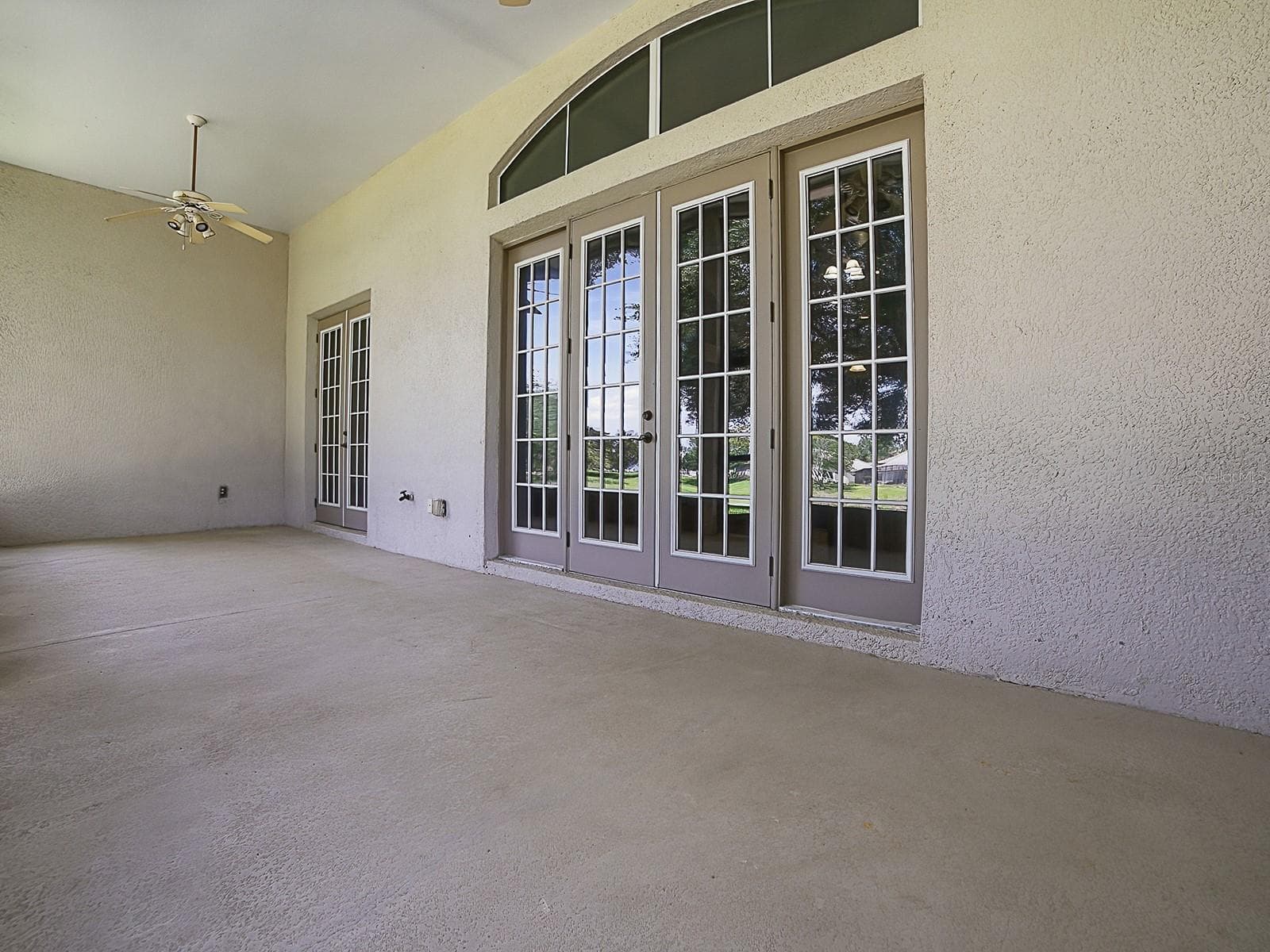 Single Family Residence at 5106 CHANTICLEER DR, LEESBURG, photo 28 of 59