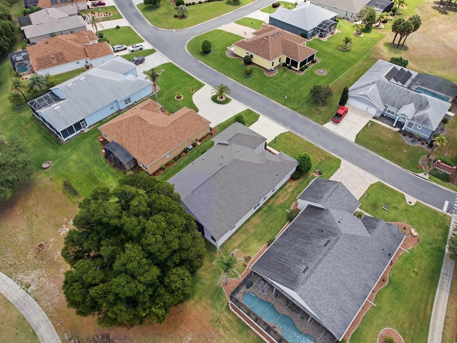 Single Family Residence at 5106 CHANTICLEER DR, LEESBURG, photo 41 of 59