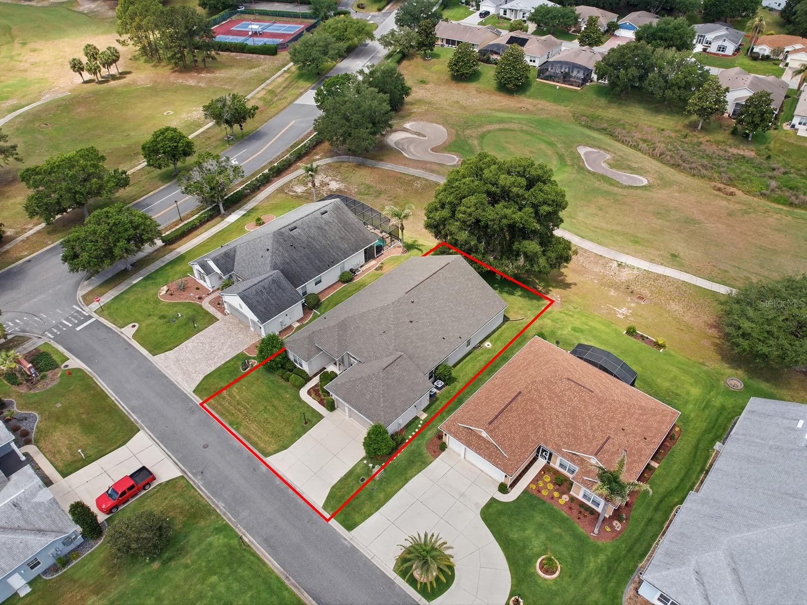 Single Family Residence at 5106 CHANTICLEER DR, LEESBURG, photo 44 of 59