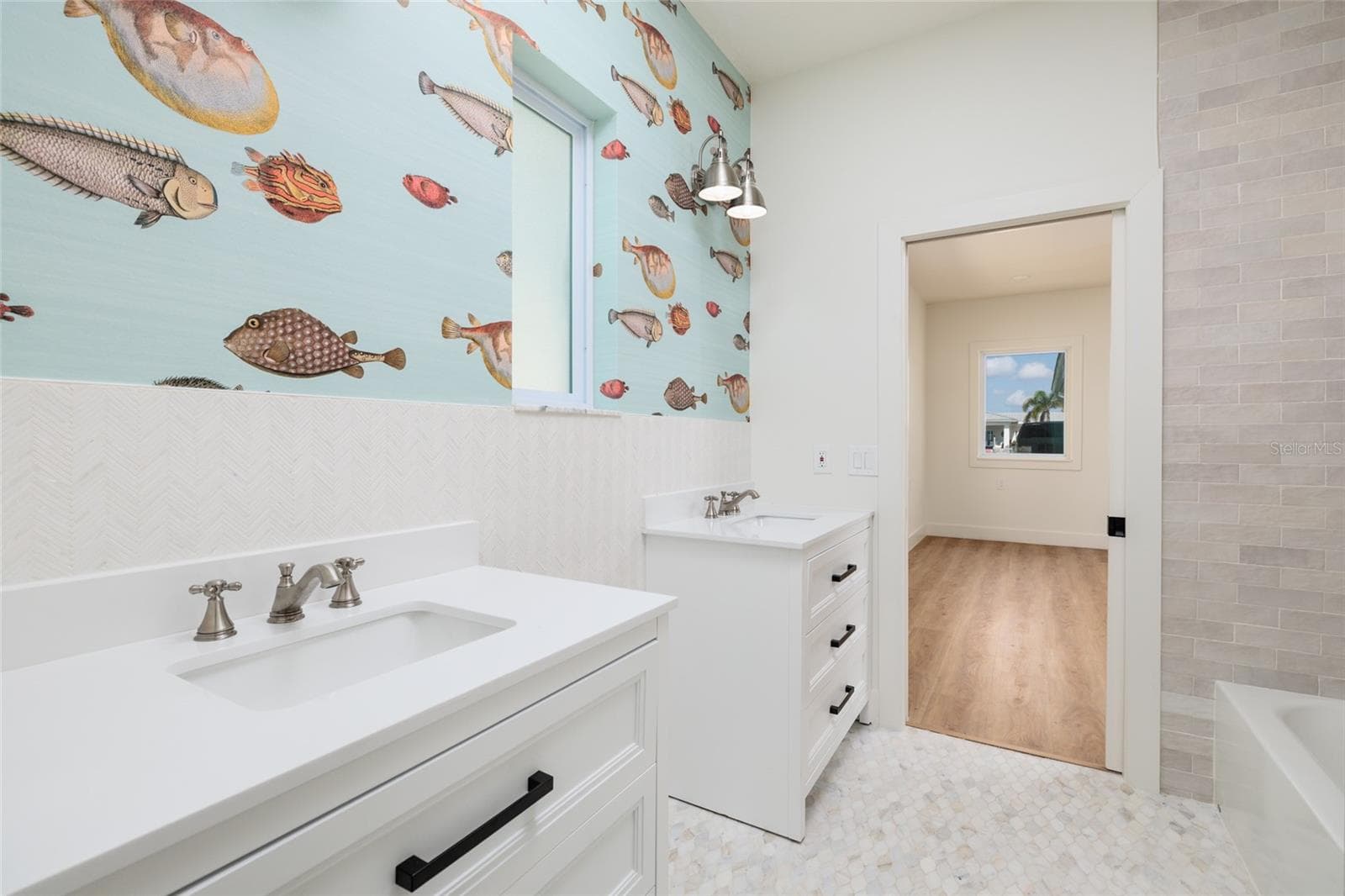 Single Family Residence at 2063 ILLINOIS AVE NE, ST PETERSBURG, photo 21 of 42