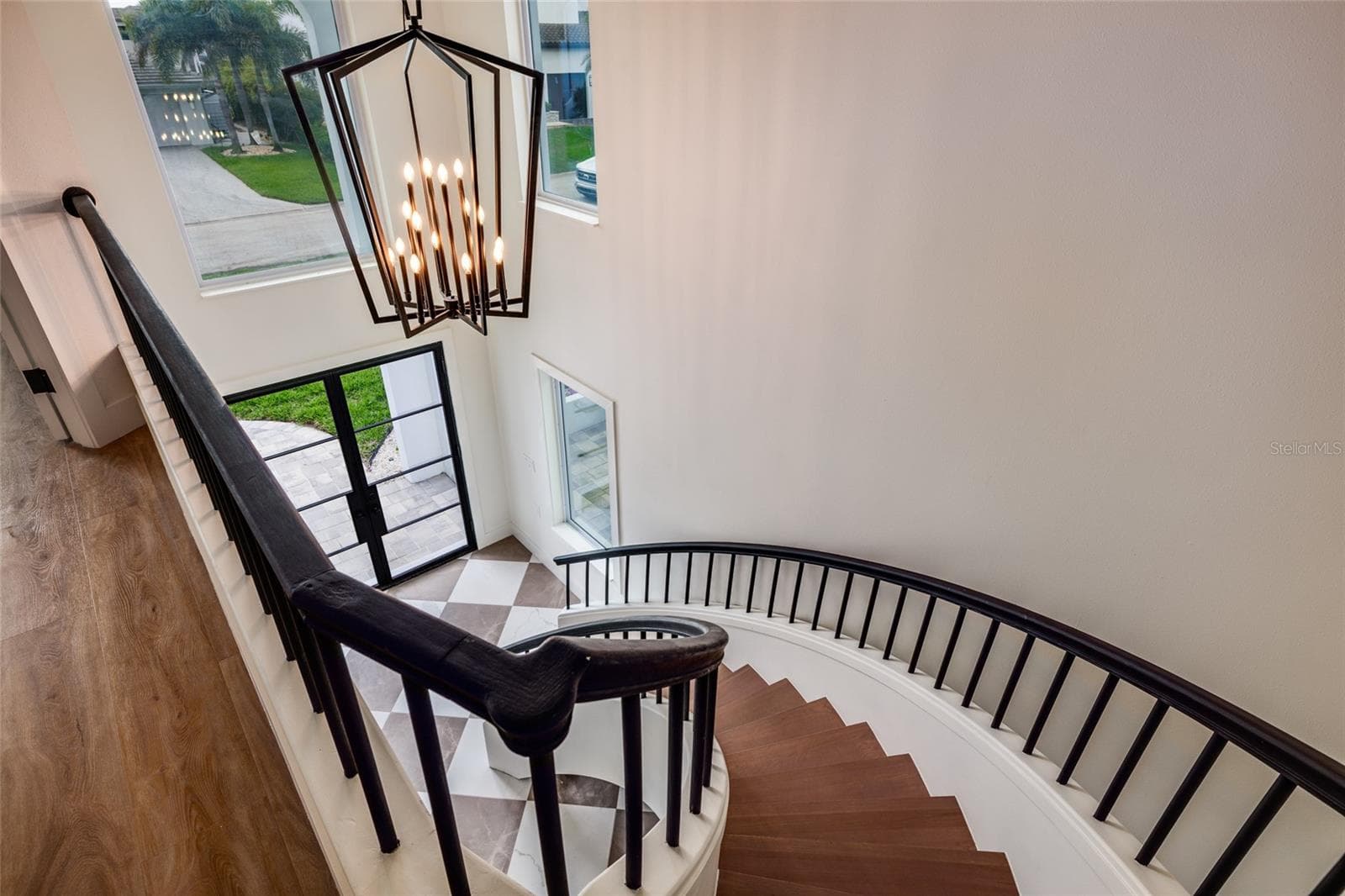 Single Family Residence at 2063 ILLINOIS AVE NE, ST PETERSBURG, photo 28 of 42