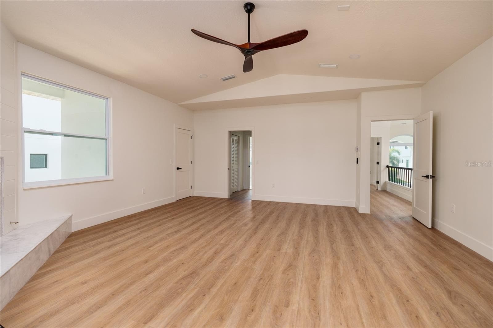 Single Family Residence at 2063 ILLINOIS AVE NE, ST PETERSBURG, photo 33 of 42
