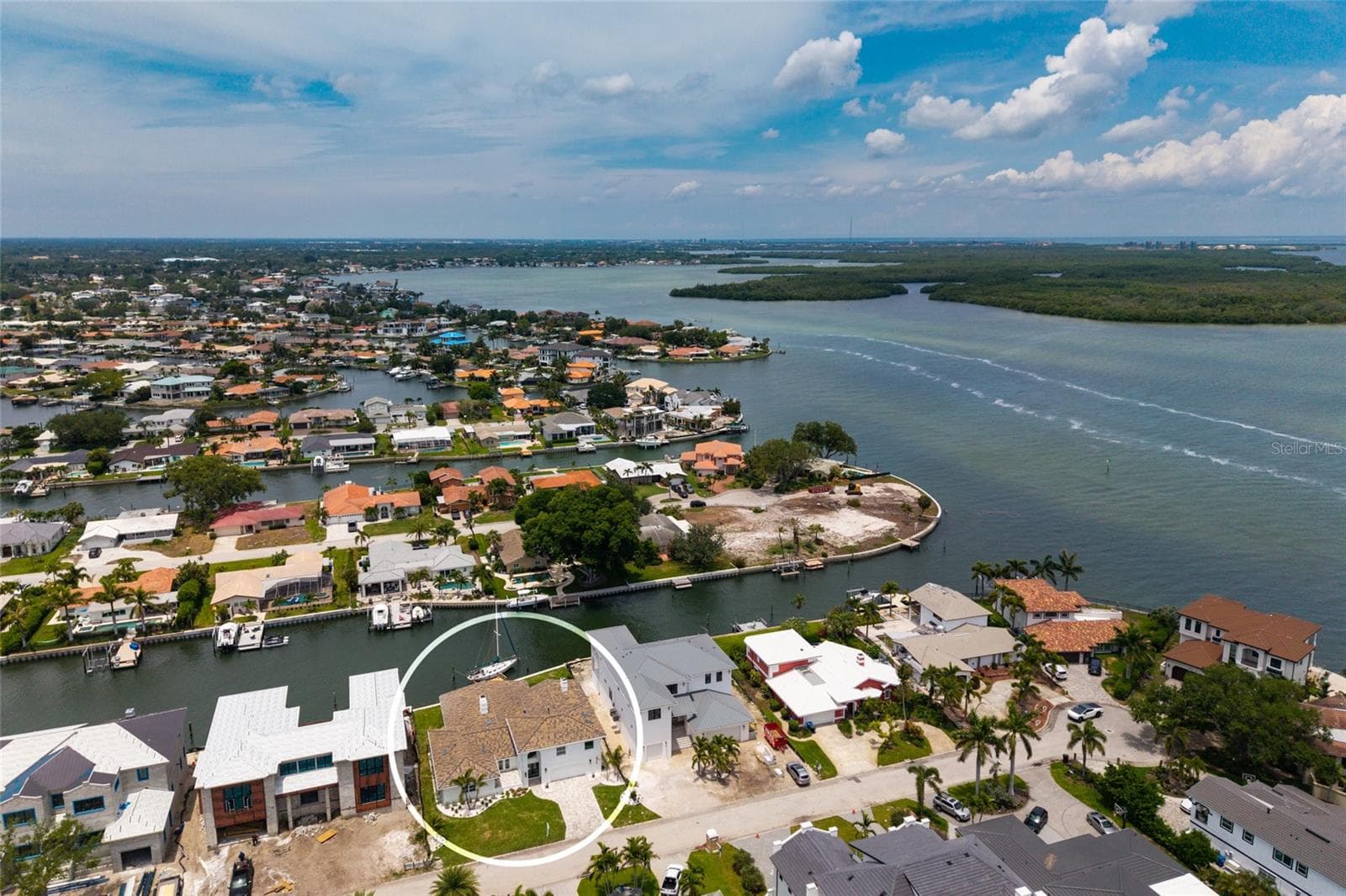 Single Family Residence at 2063 ILLINOIS AVE NE, ST PETERSBURG, photo 40 of 42