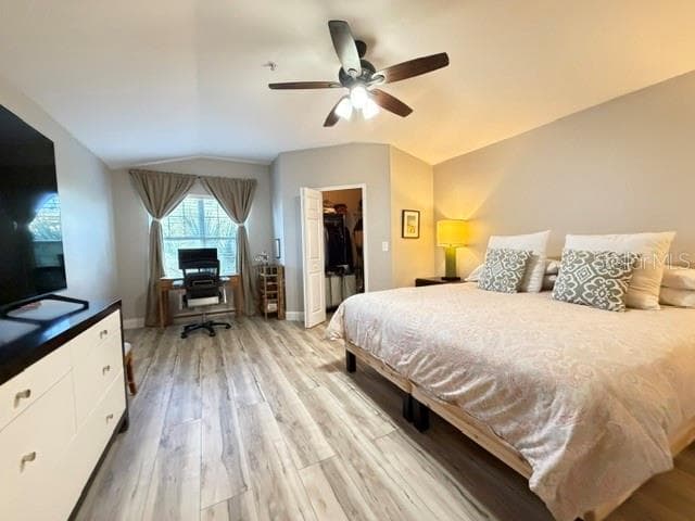 from master bedroom entrance - walk-in closet and office nook - 420 SUMMIT RIDGE PL #310, LONGWOOD