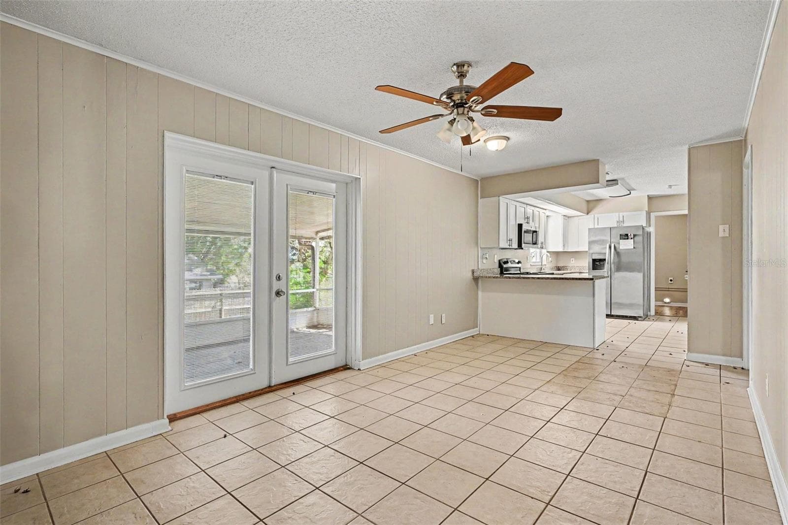 Single Family Residence at 1534 HALLAM CT S, LAKELAND, photo 6 of 21