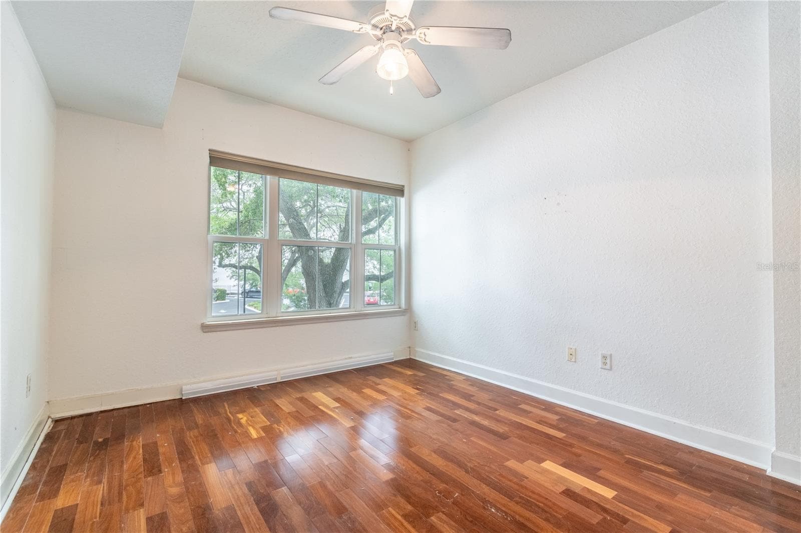 Primary Bedroom unstaged - 202 E SOUTH ST #1044, ORLANDO