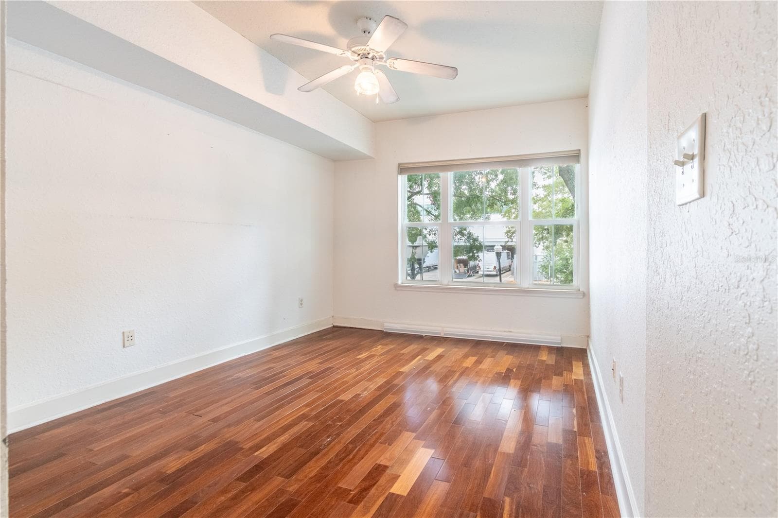 Primary Bedroomunstaged - 202 E SOUTH ST #1044, ORLANDO