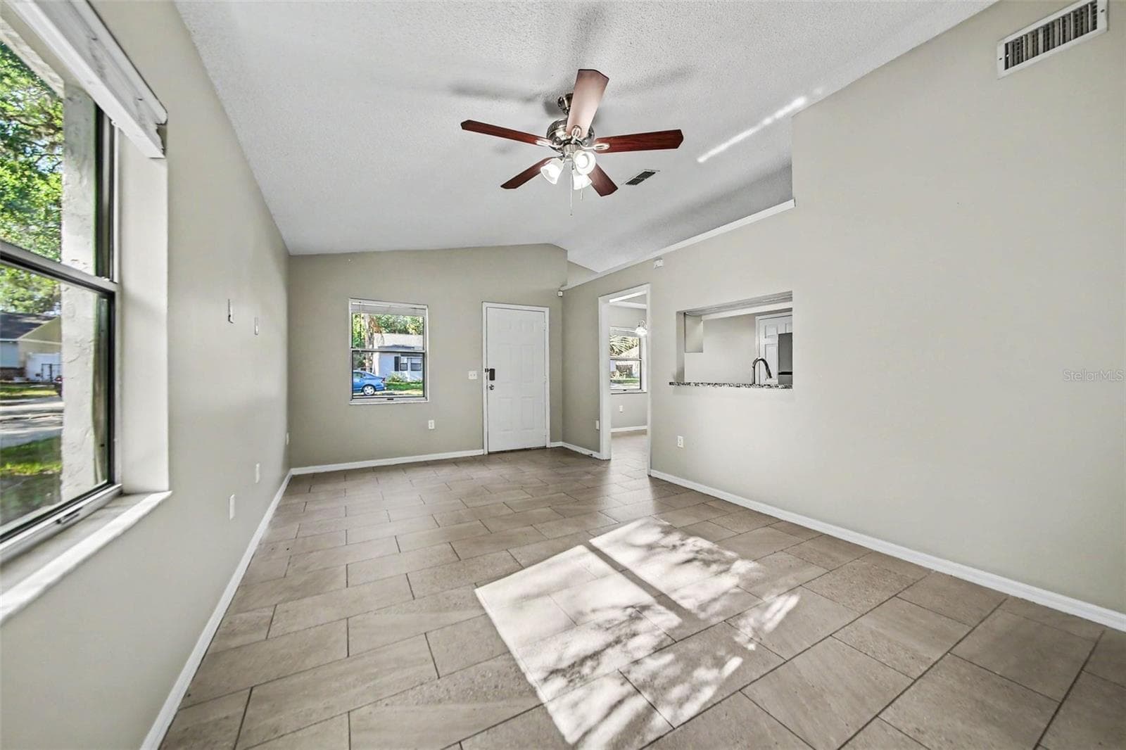 Single Family Residence at 2710 LORRAINE DR, LEESBURG, photo 3 of 20