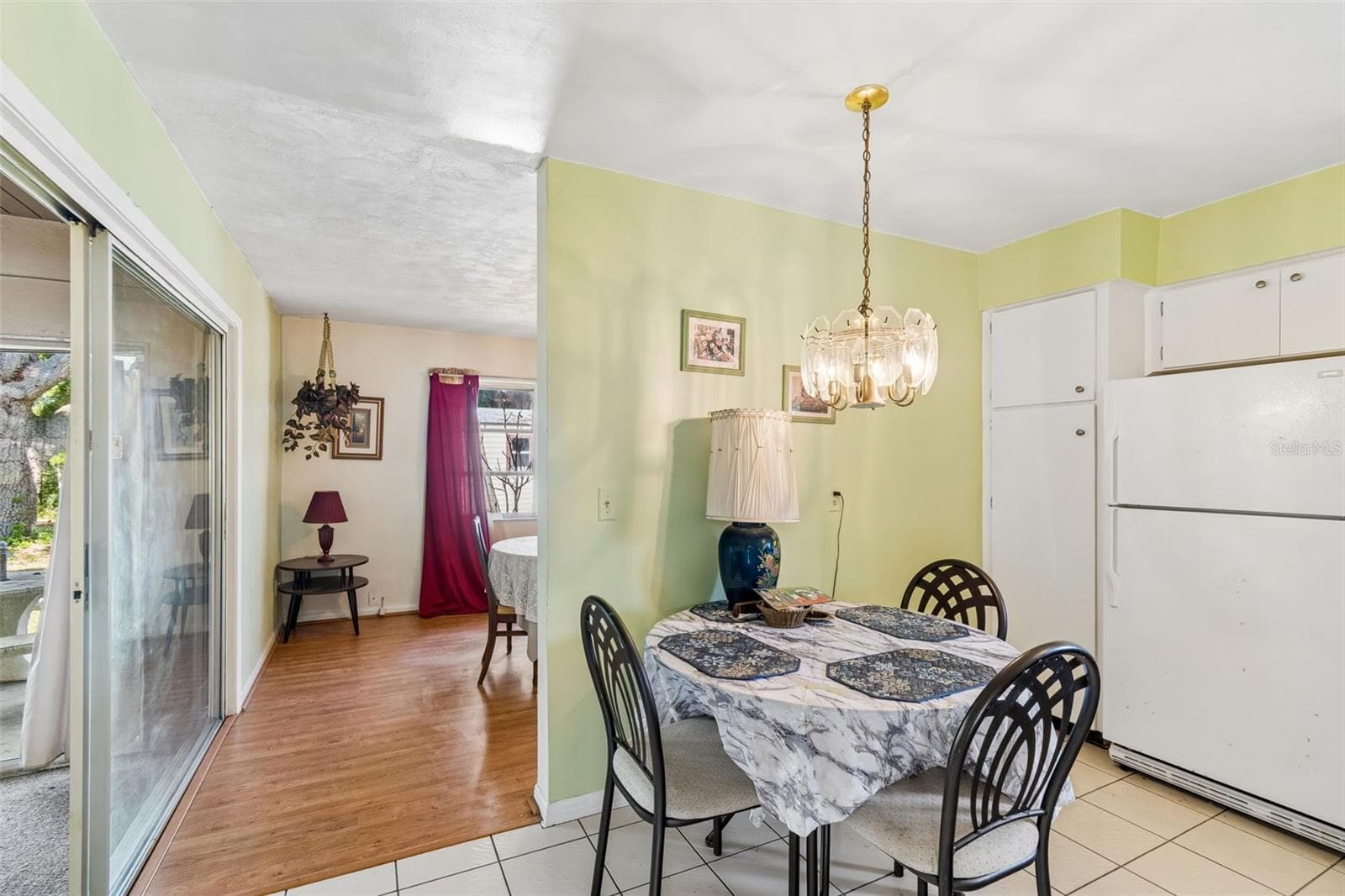 Single Family Residence at 2059 WATERFALL DR, SPRING HILL, photo 9 of 26