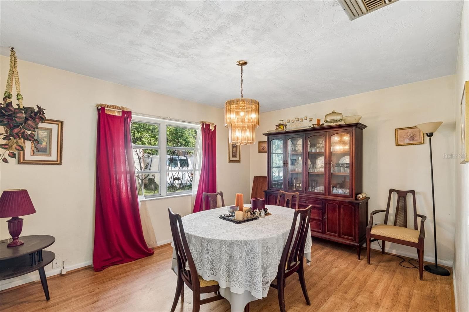 Single Family Residence at 2059 WATERFALL DR, SPRING HILL, photo 10 of 26