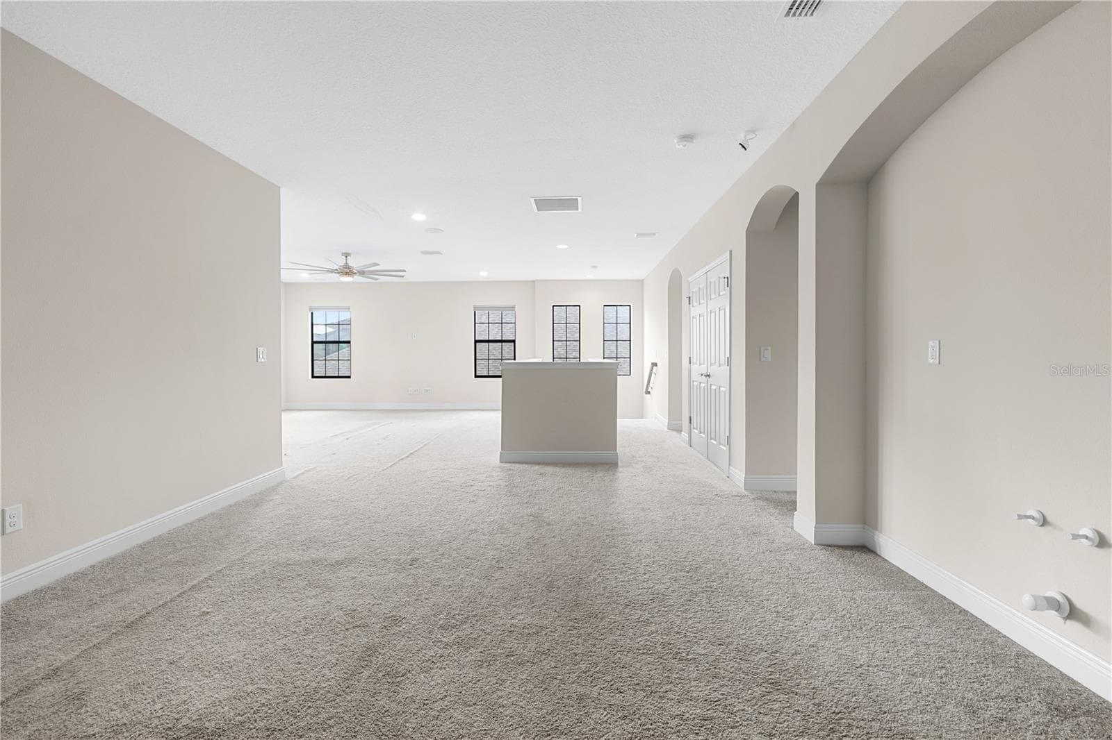 upstairs loft - 13830 MOONSTONE CANYON DR, RIVERVIEW
