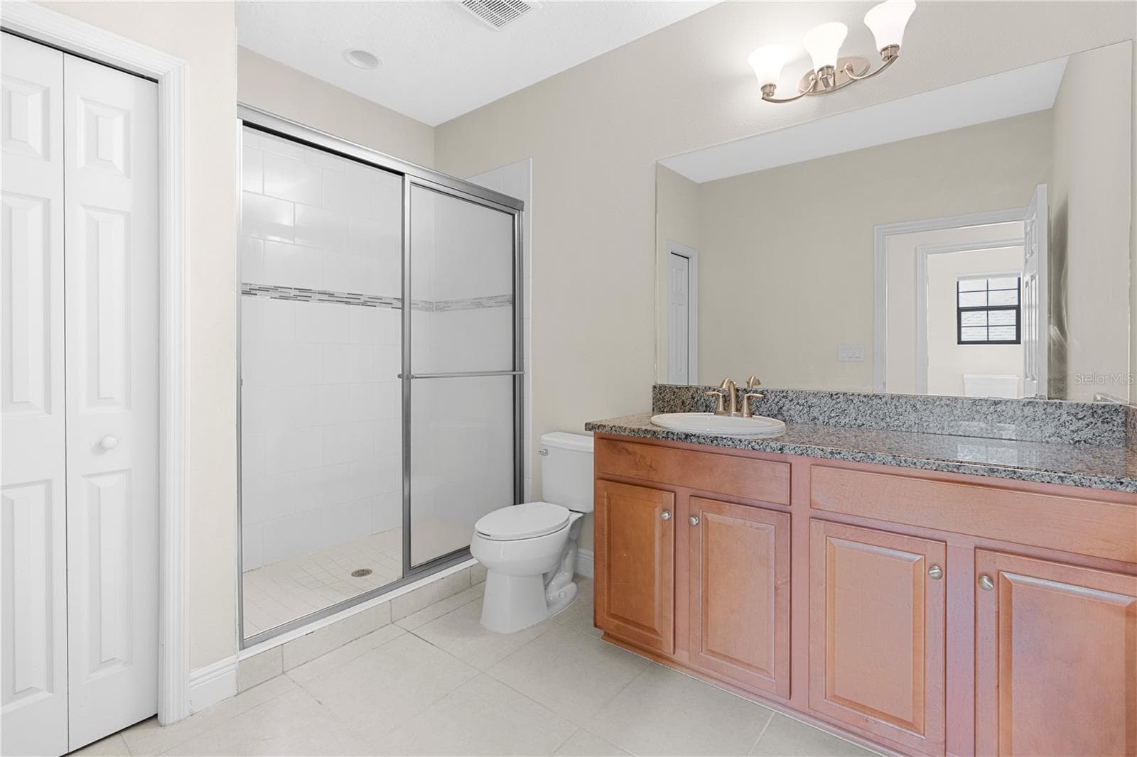 4th bath - 13830 MOONSTONE CANYON DR, RIVERVIEW