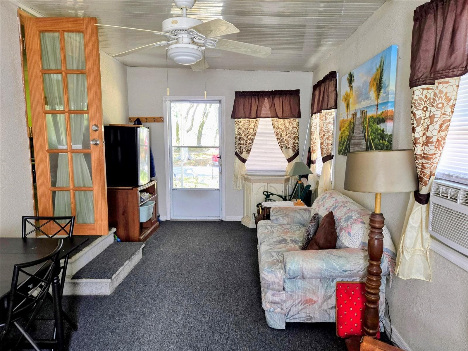 Manufactured Home at 6235 PARKSEND LN, ZEPHYRHILLS, photo 15 of 34