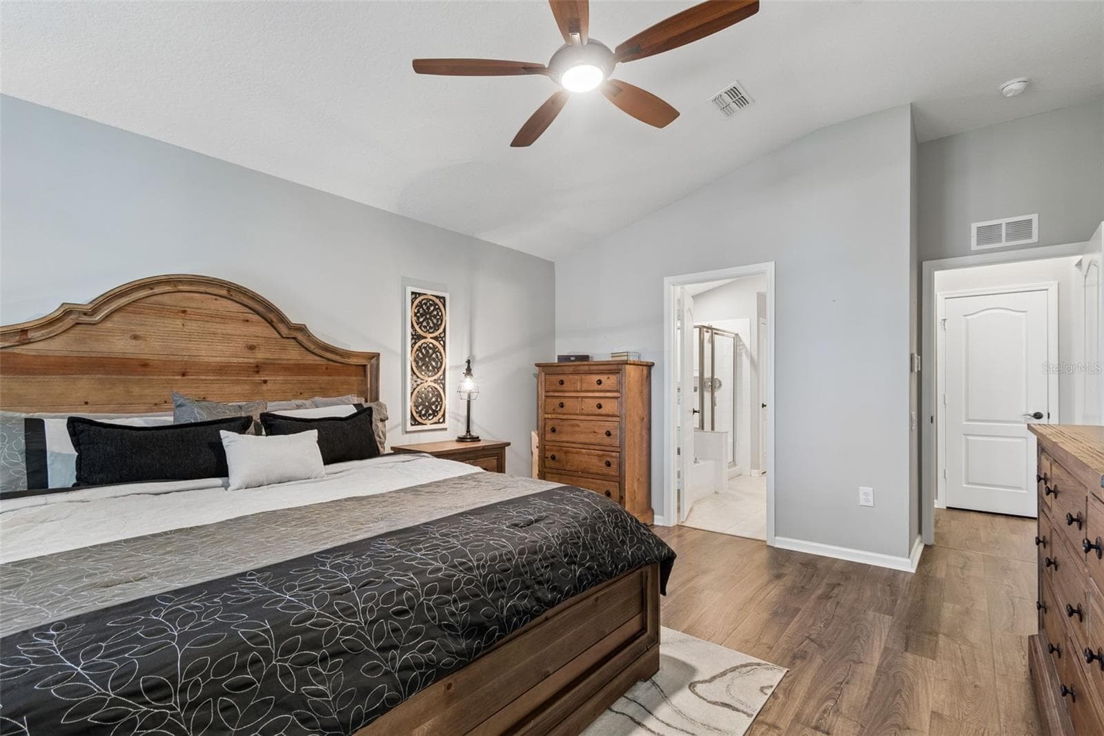 Primary bedroom - 5401 LOOKOUT PASS, WESLEY CHAPEL