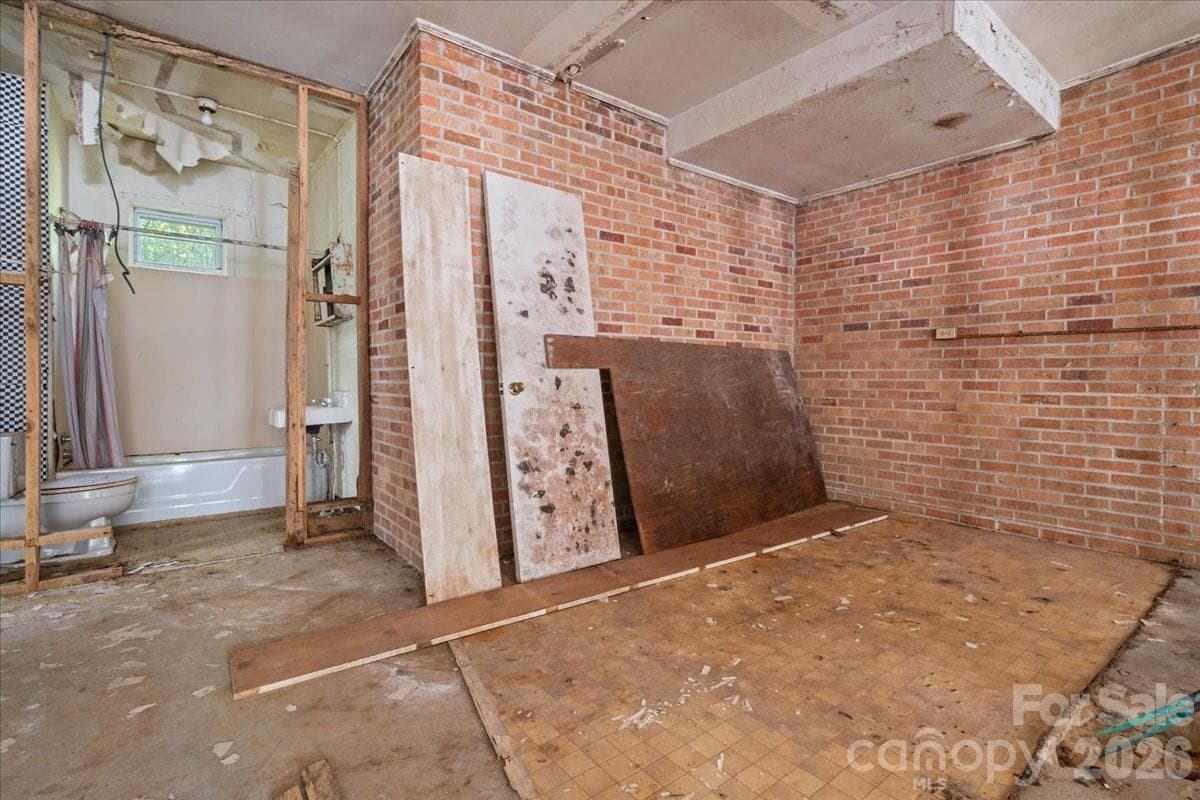 Apartment at Cheraw, photo 4 of 48