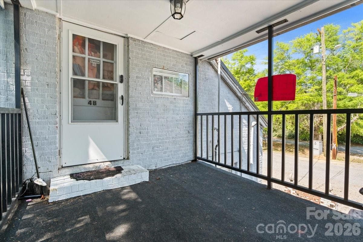 Apartment at Cheraw, photo 33 of 48