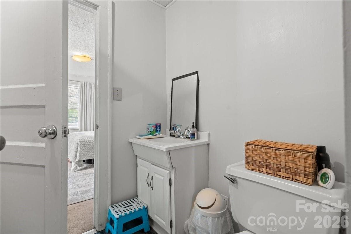 Apartment at Cheraw, photo 43 of 48