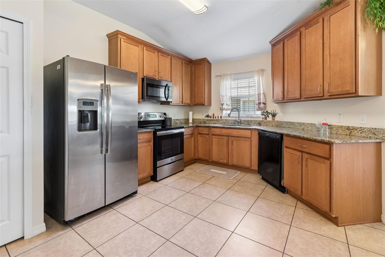 Villa at 4329 ASHTON MEADOWS WAY, WESLEY CHAPEL, photo 7 of 71