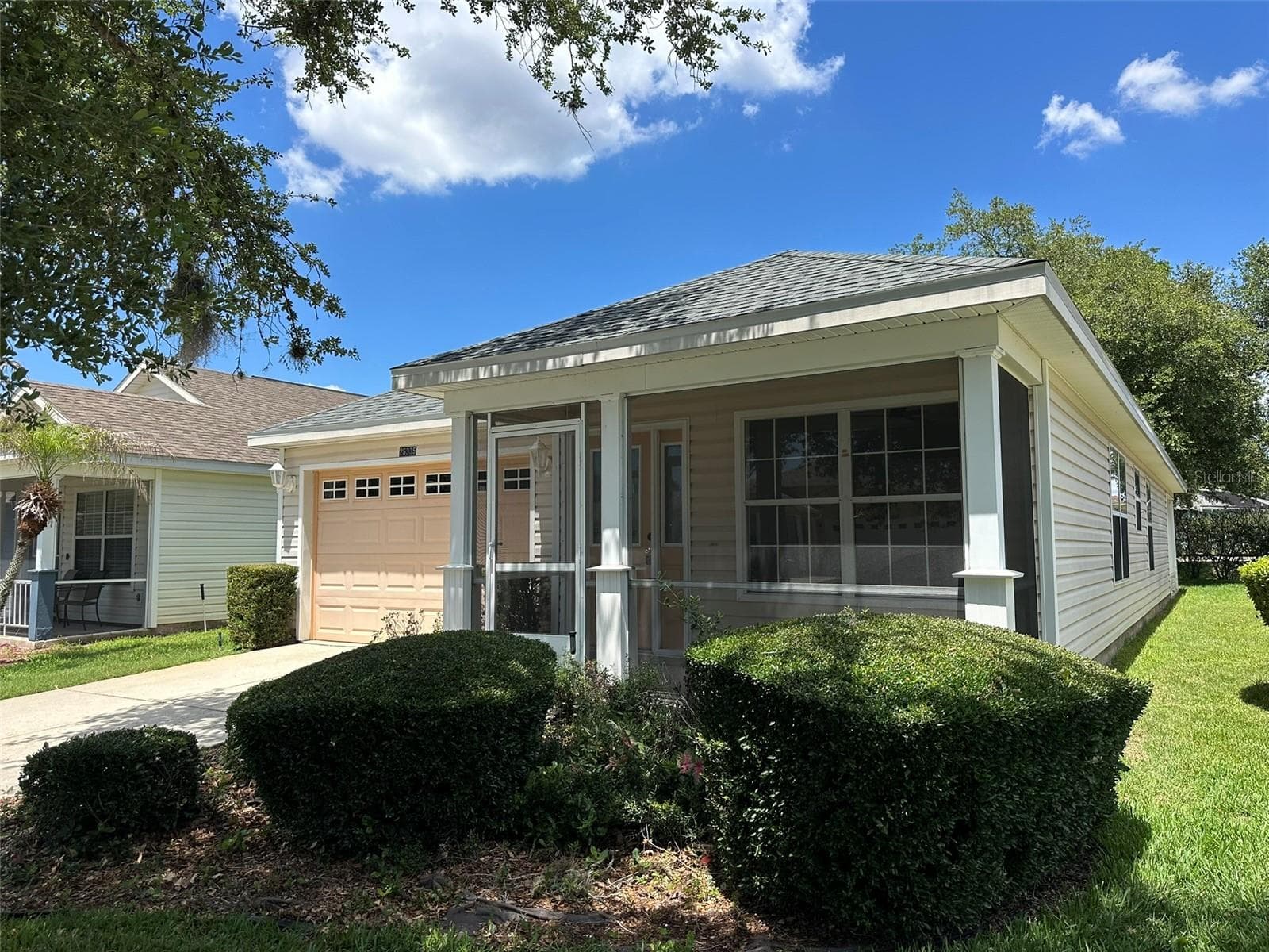 Single Family Residence at 25335 CRANES ROOST CIR, LEESBURG, photo 2 of 33
