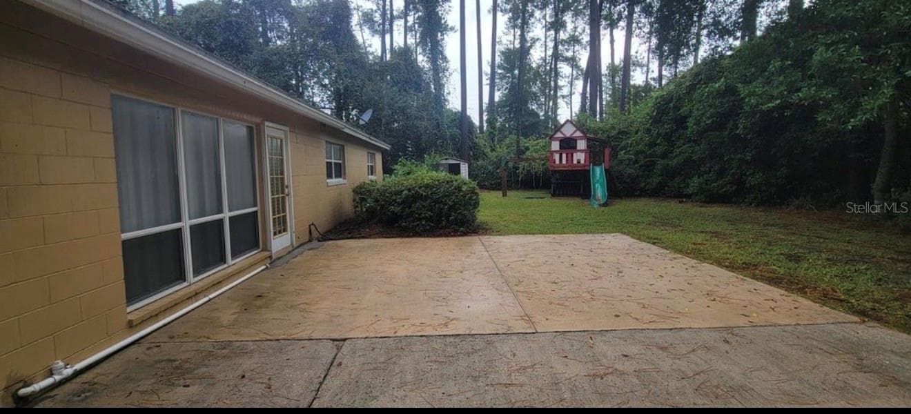 Back Yard - 3805 NW 50TH ST, GAINESVILLE