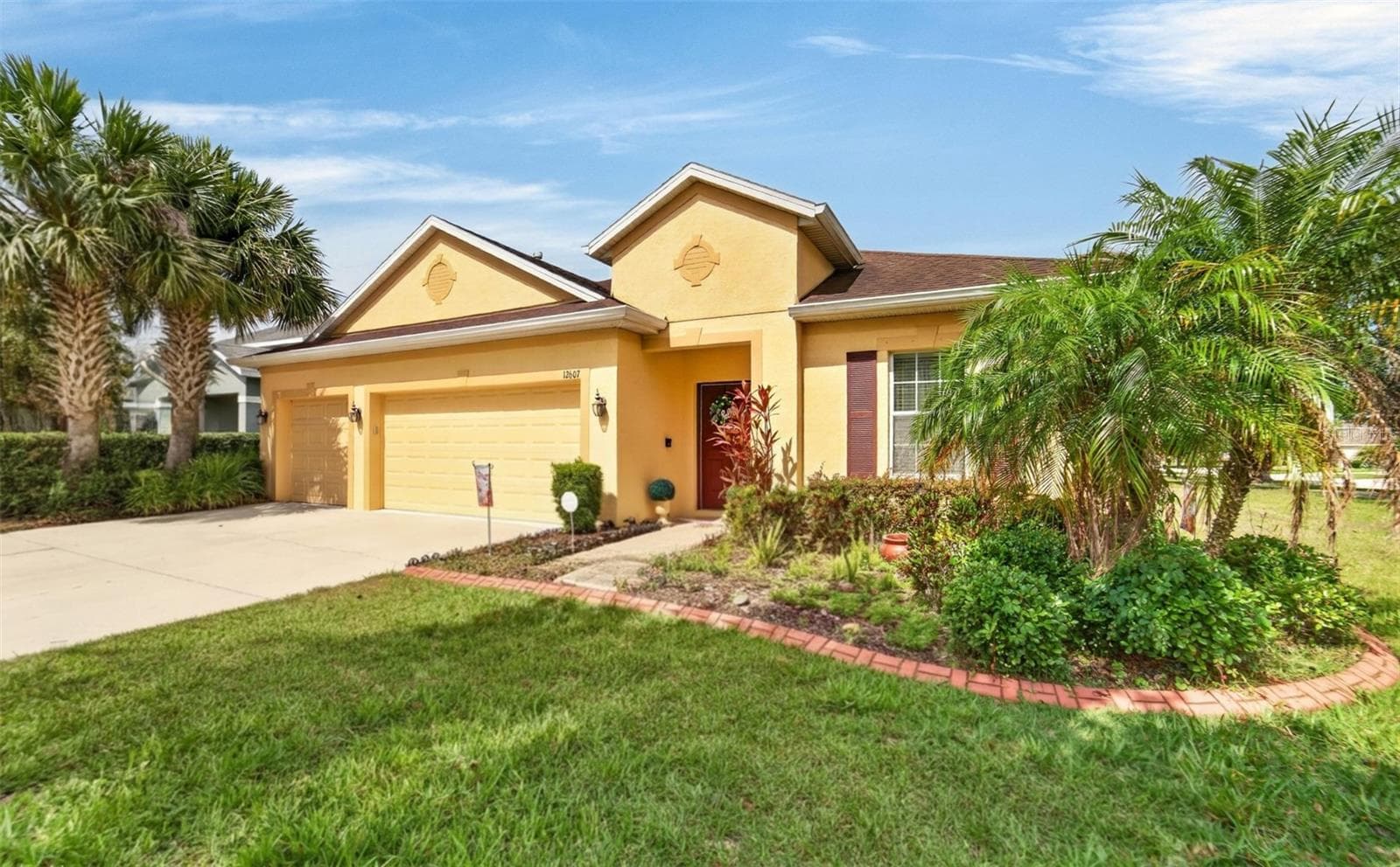 Single Family Residence at 12607 GENEVA GLADE DR, RIVERVIEW, photo 2 of 38