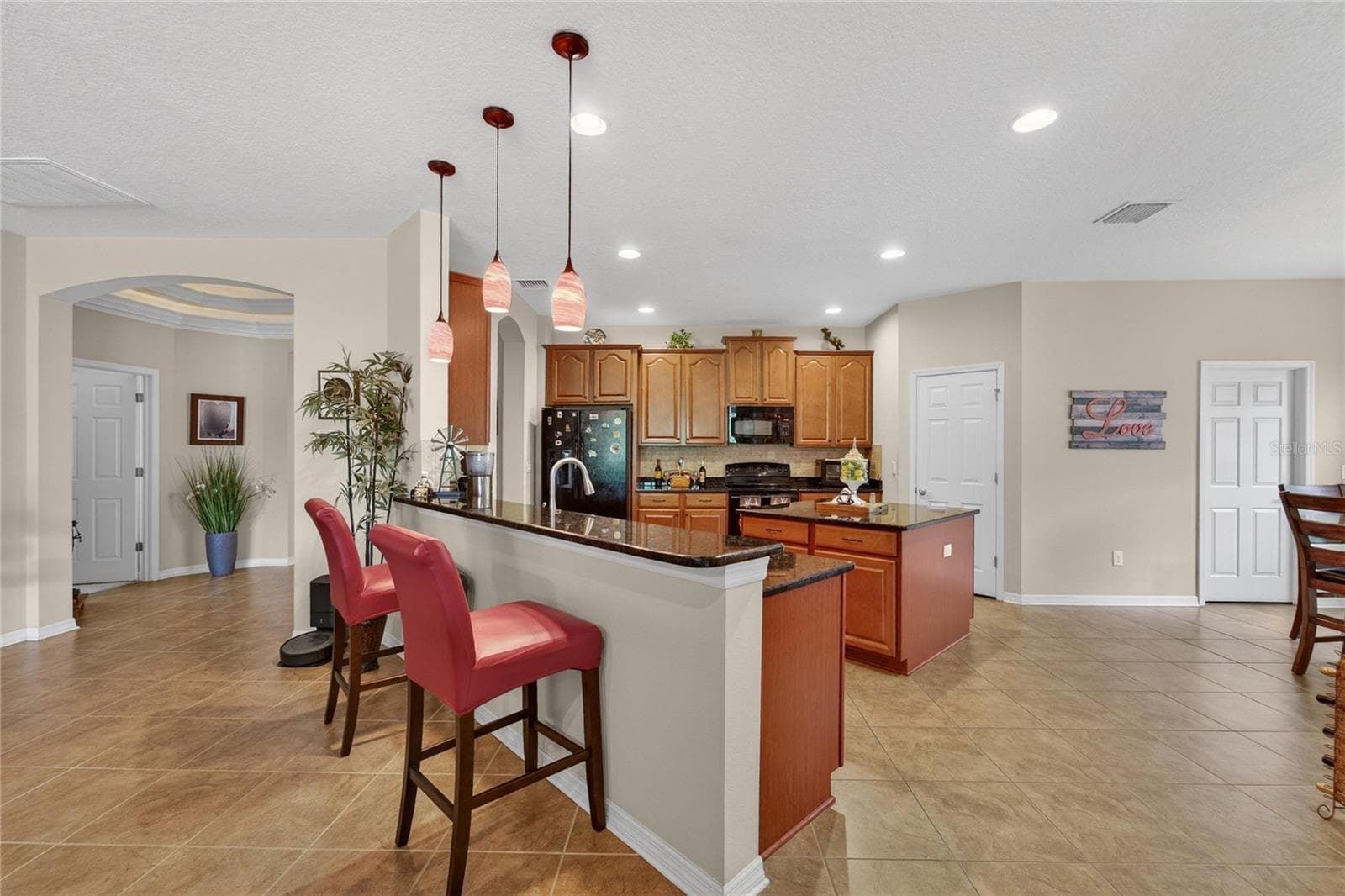 Single Family Residence at 12607 GENEVA GLADE DR, RIVERVIEW, photo 10 of 38