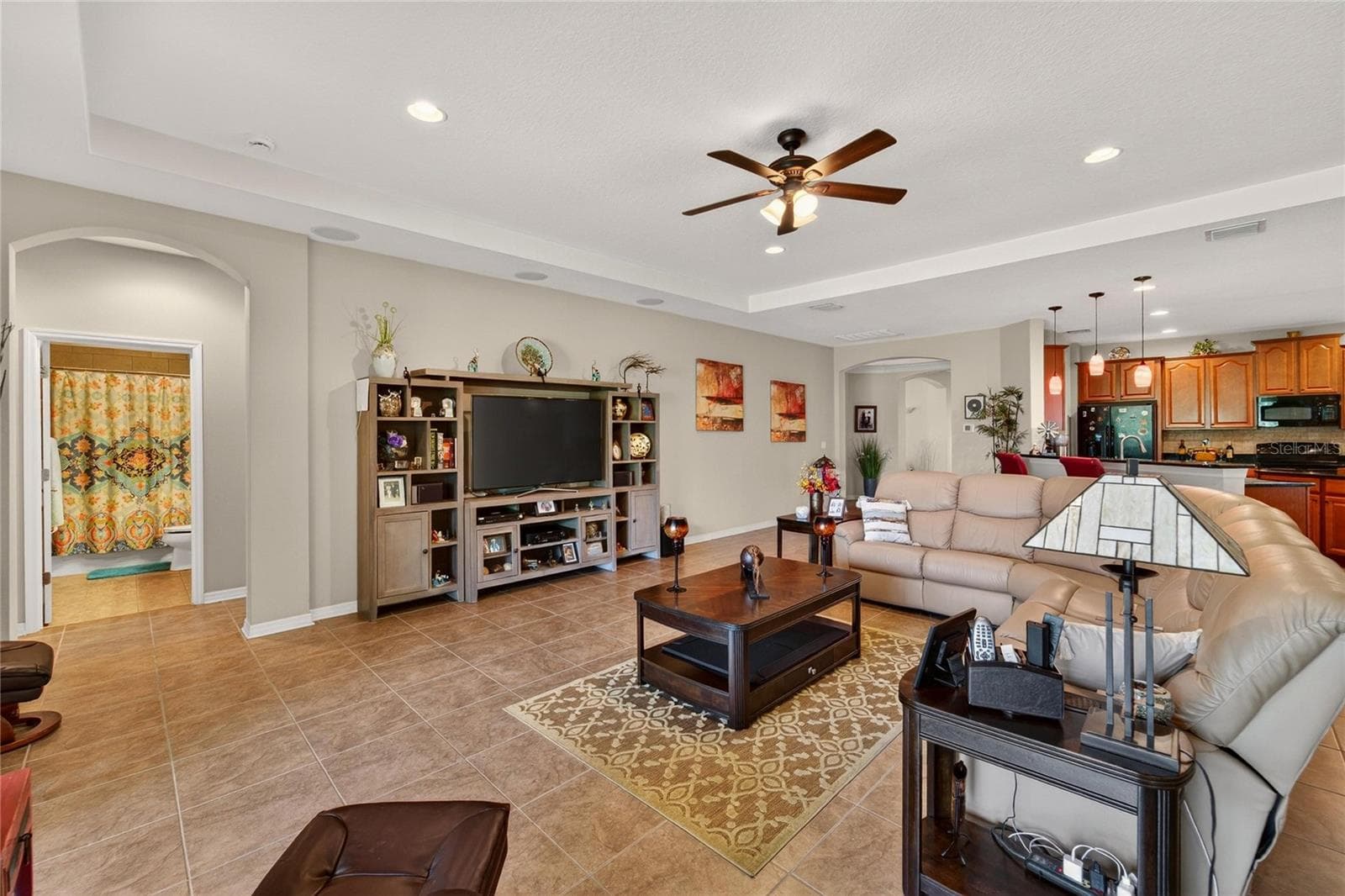 Single Family Residence at 12607 GENEVA GLADE DR, RIVERVIEW, photo 15 of 38