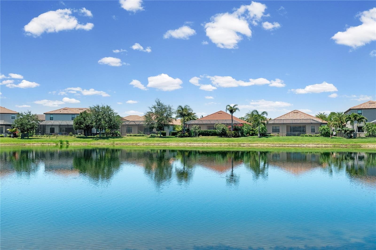 Single Family Residence at 13211 RAMBLEWOOD TRL, BRADENTON, photo 42 of 56