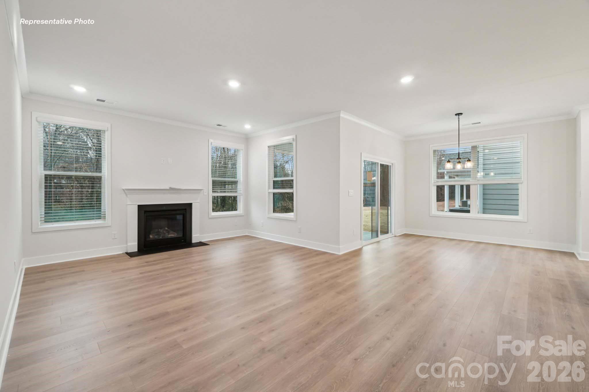 Single Family Residence at 6410 Cherrybark Oak Lane, Huntersville, photo 6 of 37
