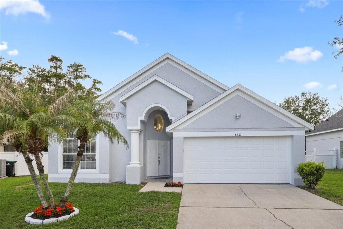 6847 BOUGANVILLEA CRESCENT DR