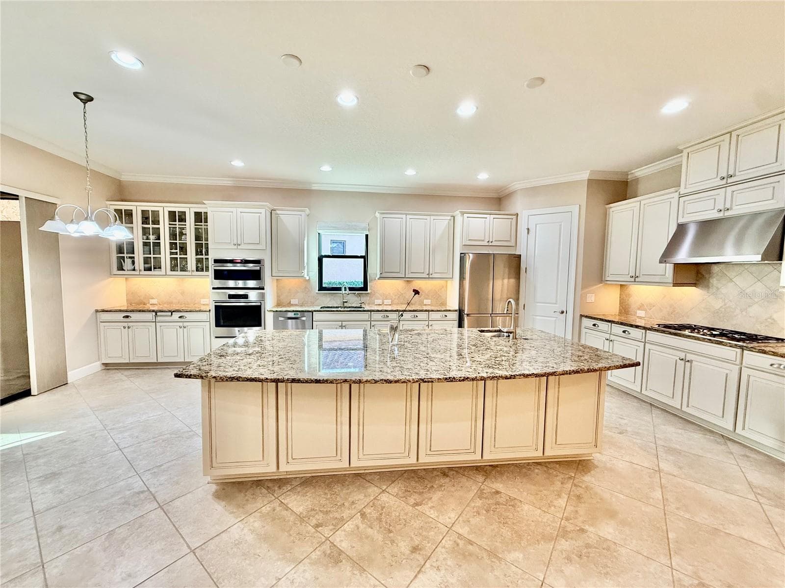 Single Family Residence at 10107 WICKER PARK PL, PALMETTO, photo 16 of 67