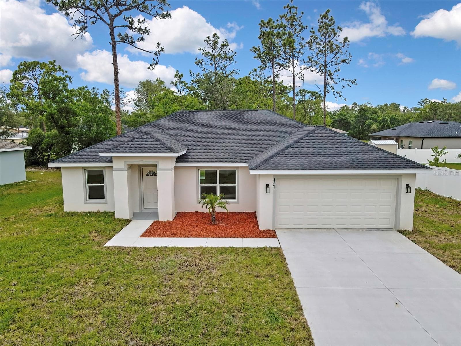 3261 W VIKING LN