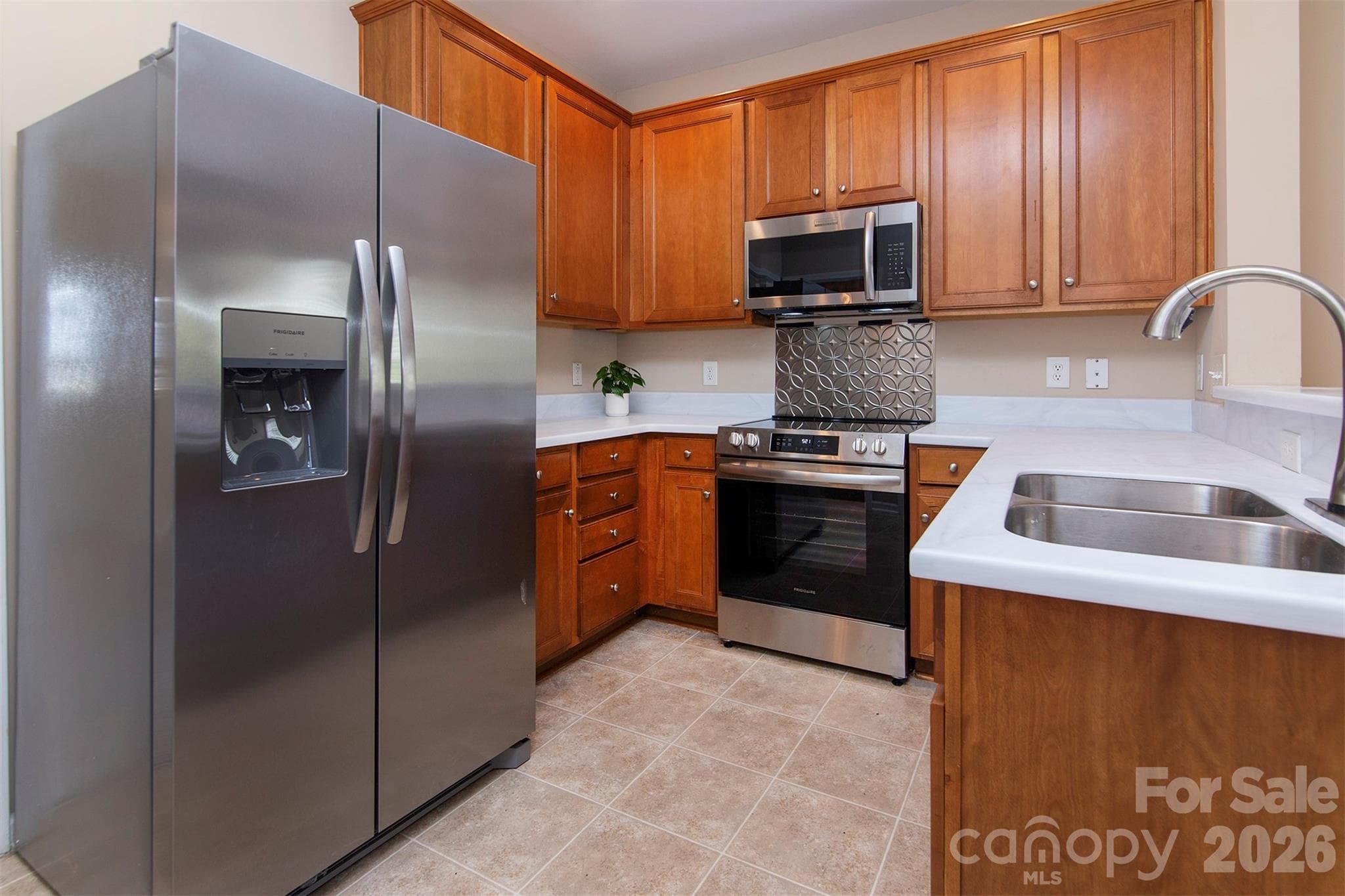 Townhouse at Charlotte, photo 9 of 19