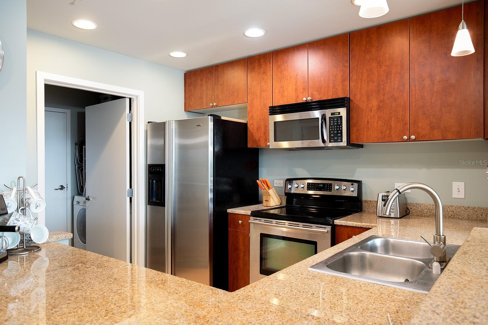 Condominium at 525 E JACKSON ST #507, ORLANDO, photo 8 of 24