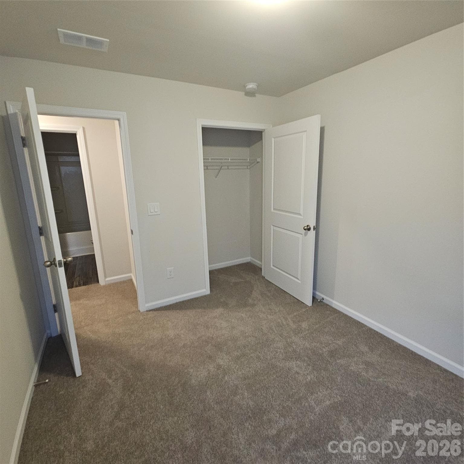 Single Family Residence at 1016 Berry Patch Circle, Summerville, photo 10 of 19