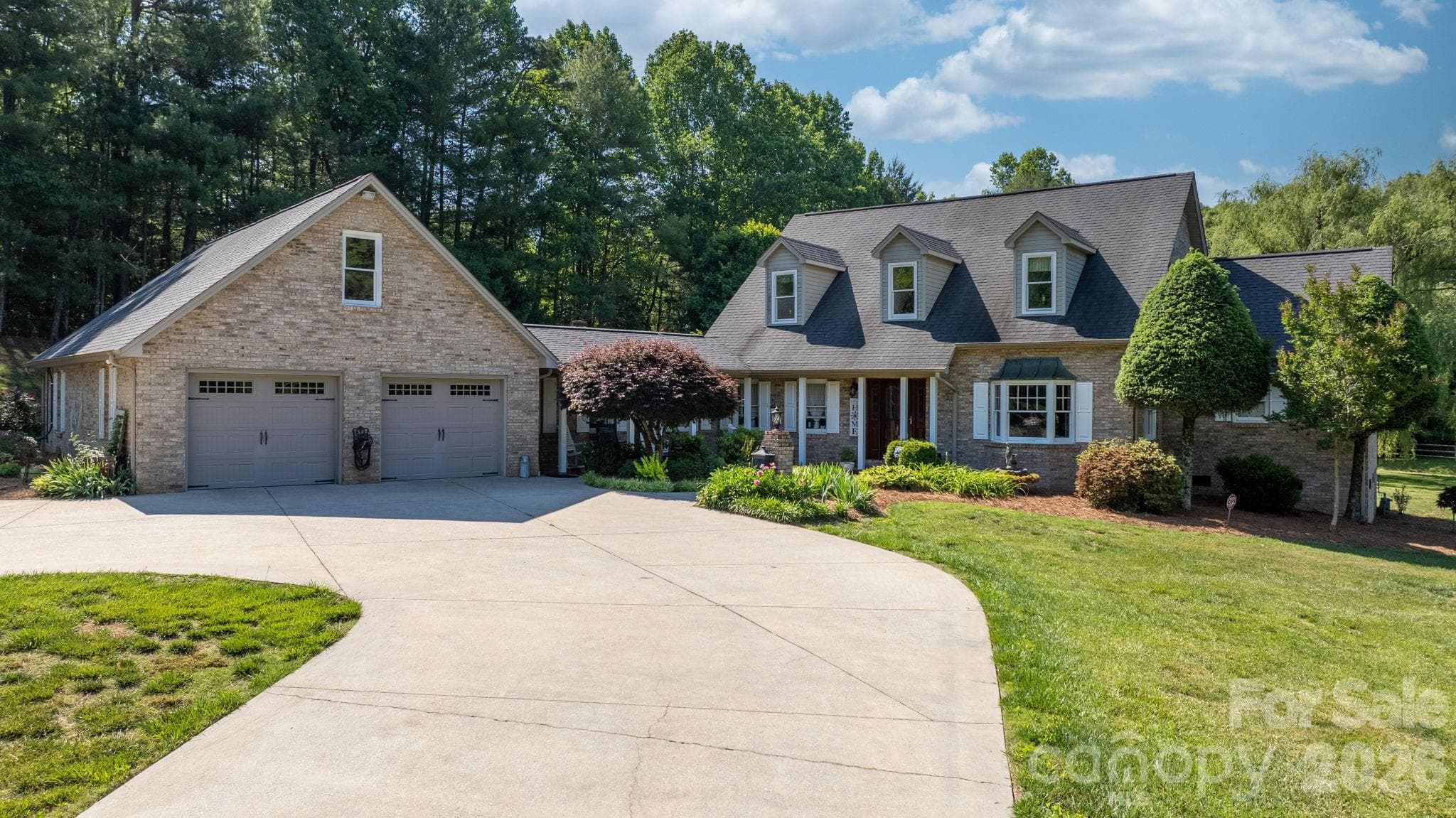 Single Family Residence at Lenoir, photo 4 of 48