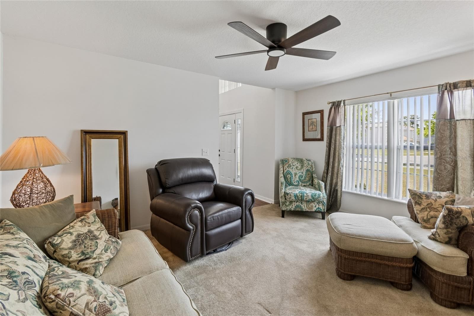 Single Family Residence at 2789 WOODLAND CREEK LOOP, KISSIMMEE, photo 4 of 25