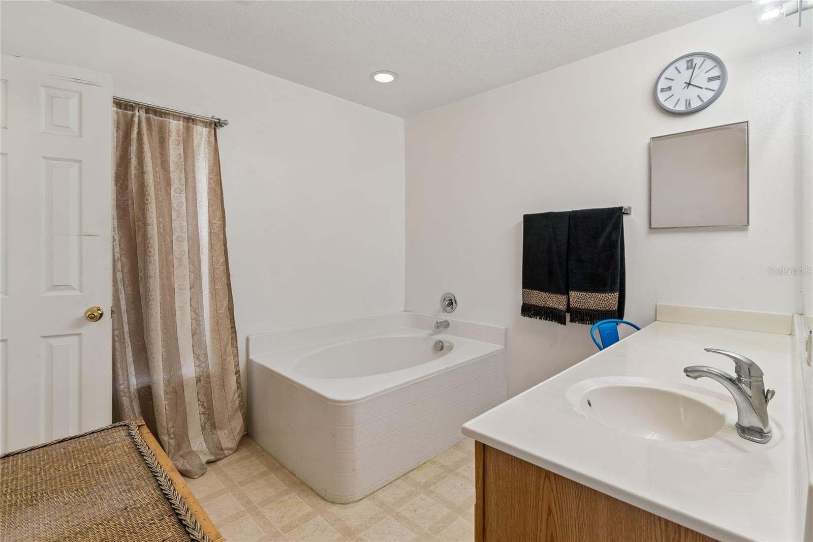 Single Family Residence at 2789 WOODLAND CREEK LOOP, KISSIMMEE, photo 21 of 25