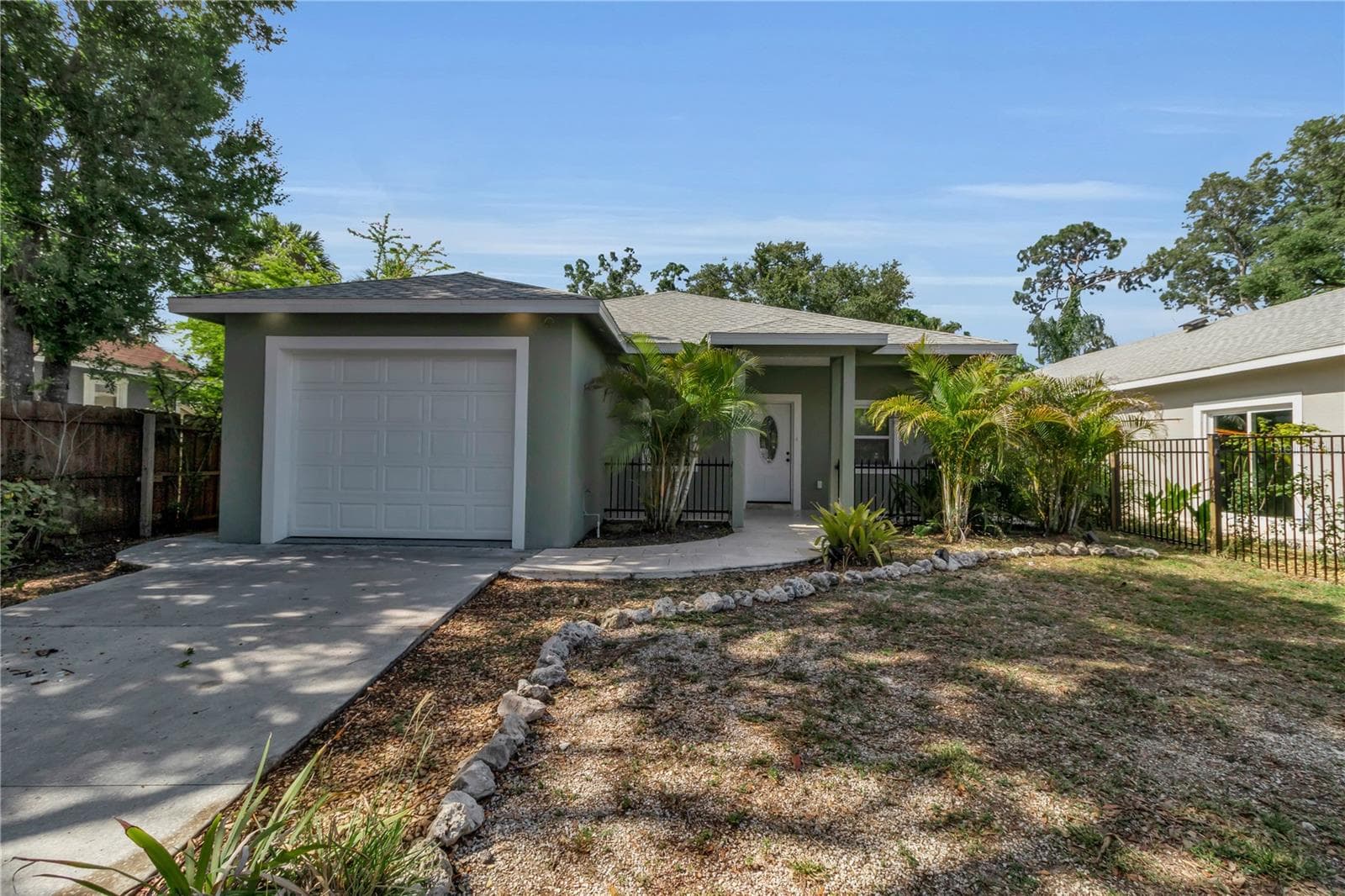 Single Family Residence at 1536 25TH ST, SARASOTA, photo 4 of 26
