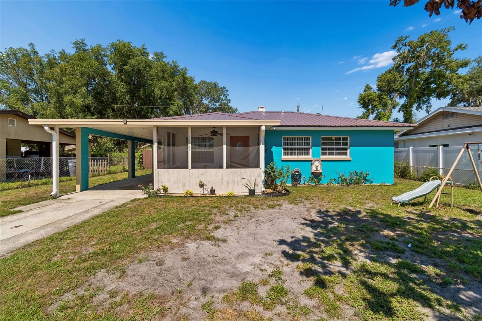 Single Family Residence at 1038 CANAL DR W, LAKELAND, photo 3 of 20