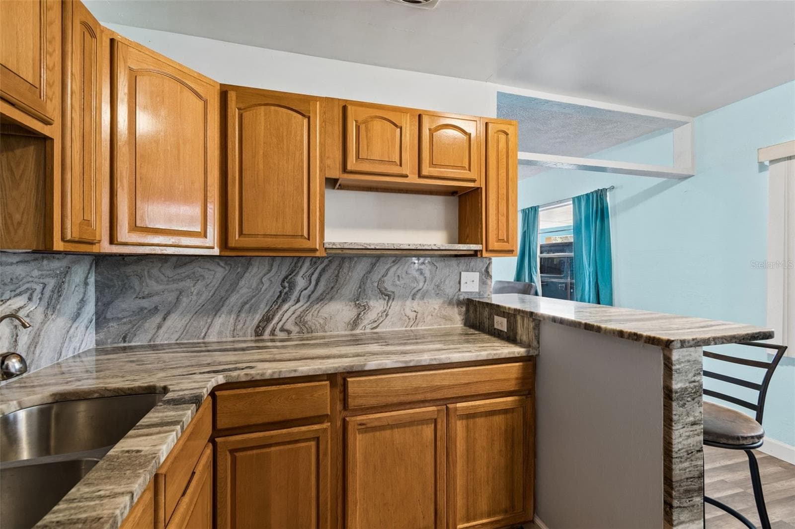 Single Family Residence at 1038 CANAL DR W, LAKELAND, photo 7 of 20